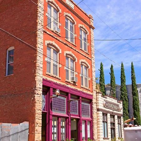 Bisbee Brownstone Suites エクステリア 写真