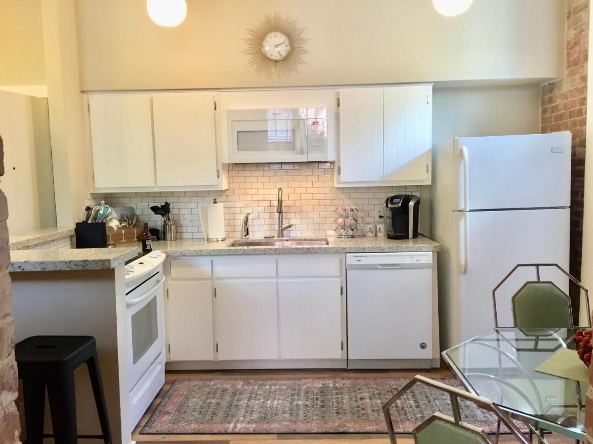 Bisbee Brownstone Suites エクステリア 写真